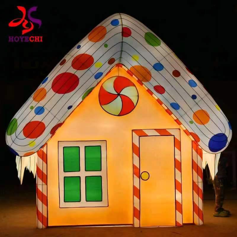 Christmas Decors New Outdoor Lighting LED Giant Gingerbread House Candy House Motif Light
