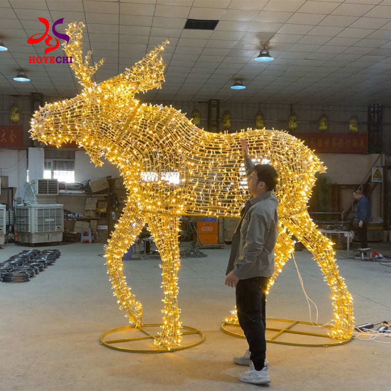 HOYECHI Factory Customized Luminous Christmas Elk Sculpture – Outdoor LED Holiday Decoration with Easy Setup