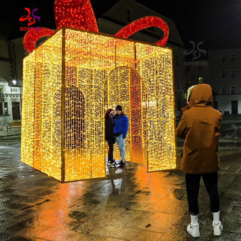 HOYECHI Customized Walk-through Outdoor Park Christmas Street Decorations Giant Garden Lighting 3d Gift Box Arch Door LED Motif Light