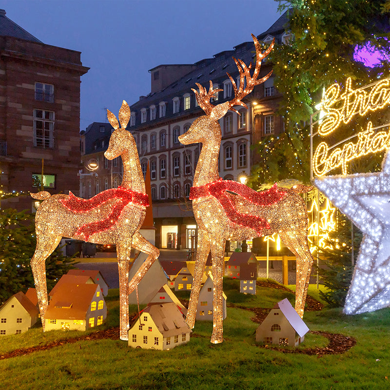 HOYECHI Life-Size 3D Metal Christmas Reindeer – Illuminated Outdoor LED Decoration with IP65 Waterproof Rating