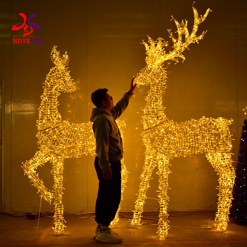 HOYECHI Christmas Deer Set – IP65 Waterproof LED Buck & Doe Sculptures for Indoor & Outdoor Holiday Display