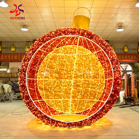 HOYECHI Christmas Ball Arch – Customized Outdoor LED Archway with Giant Ornament Sphere, One-Stop Design to Installation Service